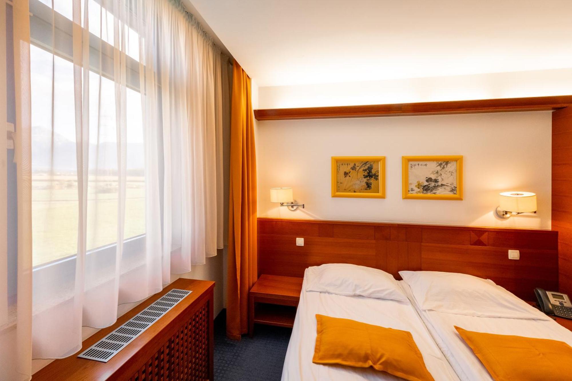 Garni Hotel Azul Крань Экстерьер фото